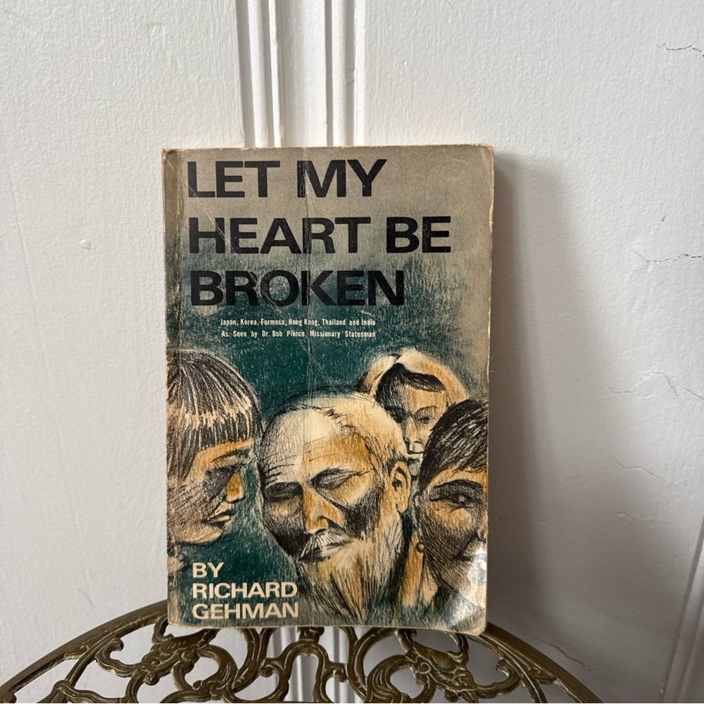 Christian Book Bundle Collection - Picture 10 of 11